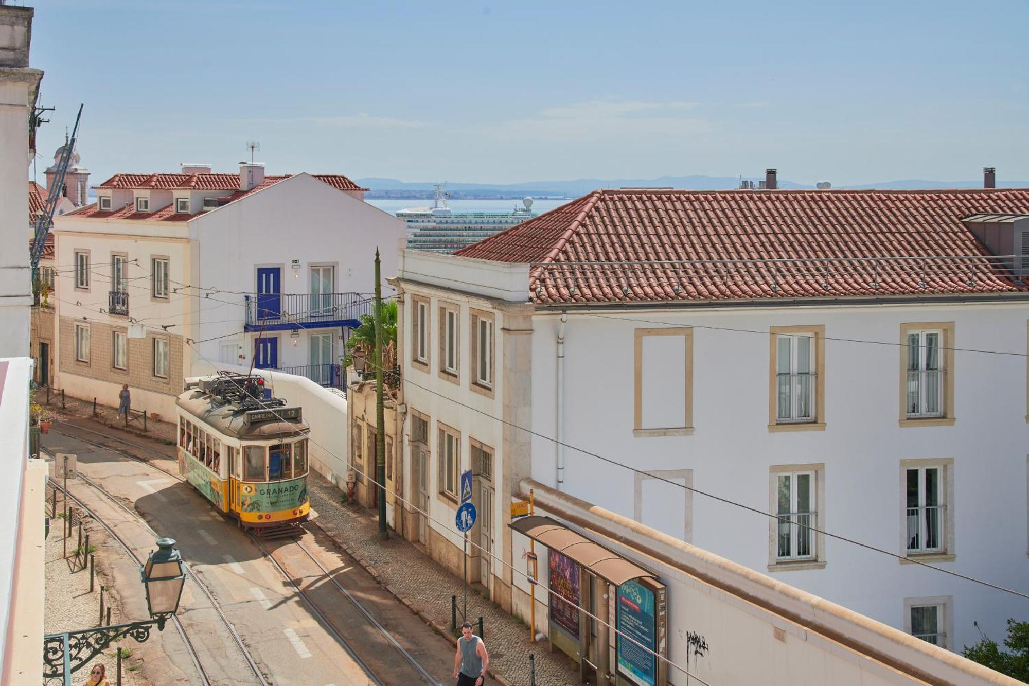 Alfama Village Lisboa Екстериор снимка
